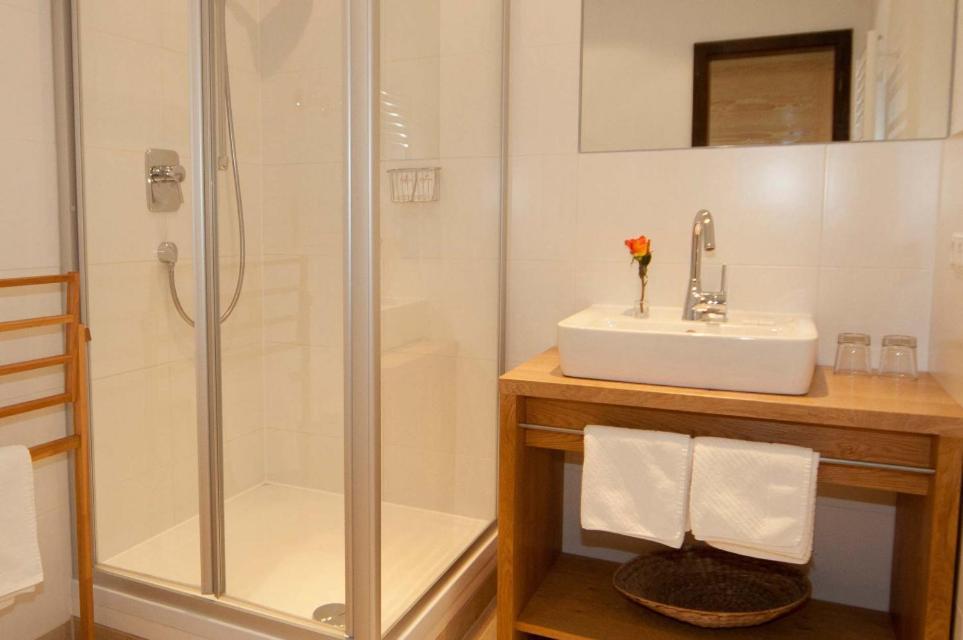 Gasthof-Hotel Dannerwirt Flintsbach Rom bilde